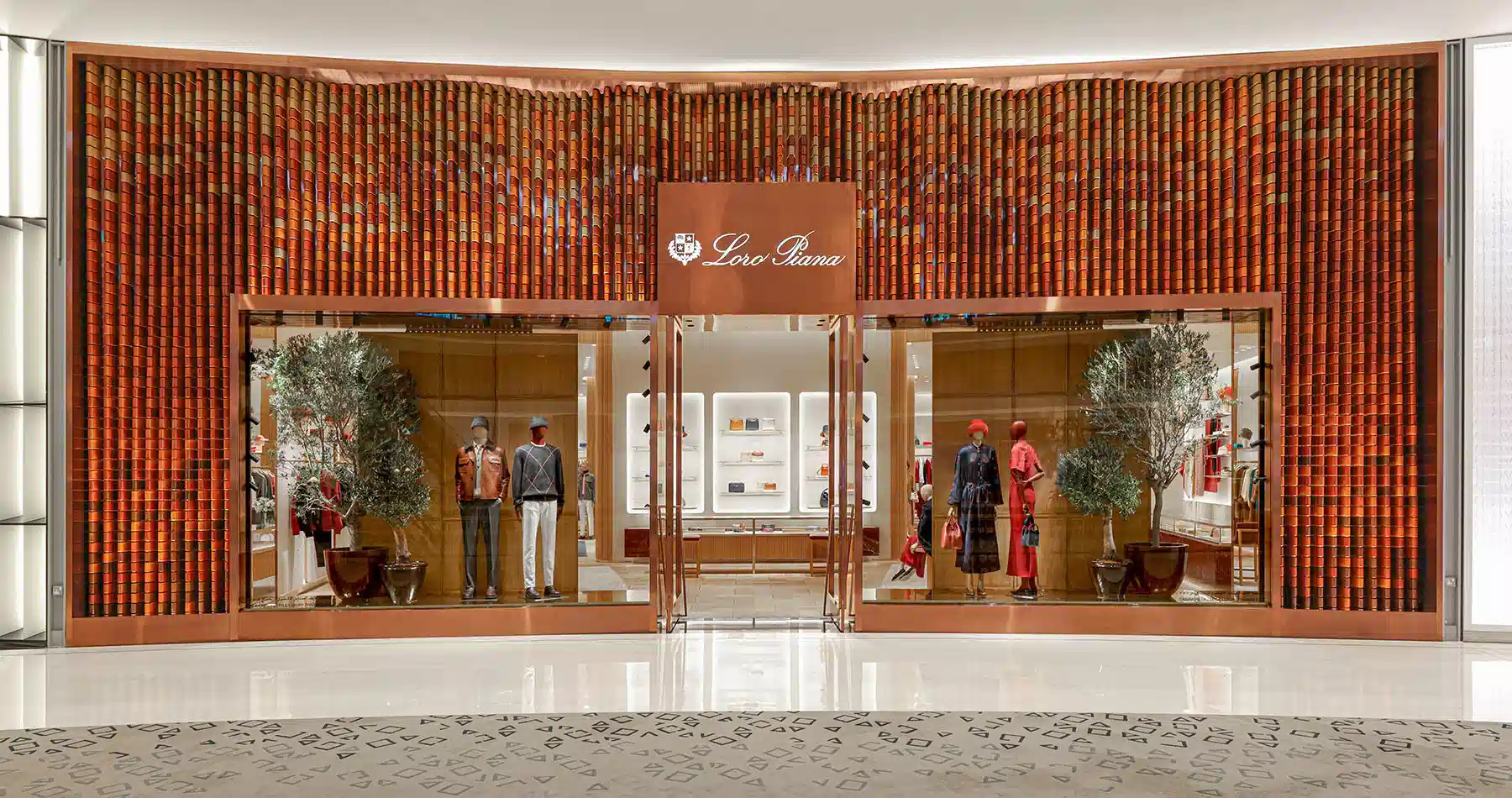 Banner 1 - Loro Piana Winkel Nederland