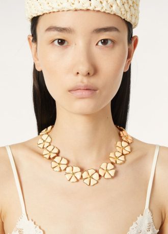 Bloeiende linnen bloemenketting