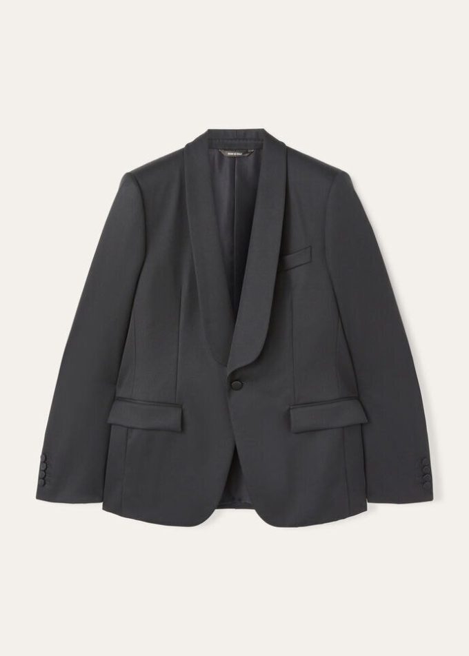Daniel Suit