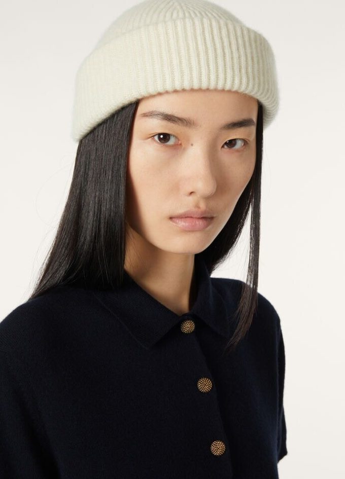 Fobello Beanie
