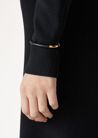 Open-Cuff Armband