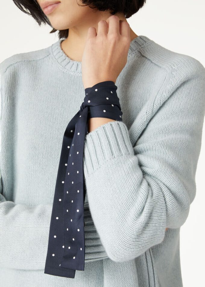 Pois Tie Band
