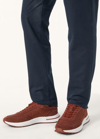 Weekend Walk Sneaker