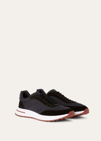 Weekend Walk Sneaker