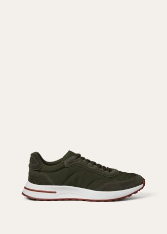 Weekend Walk Sneaker