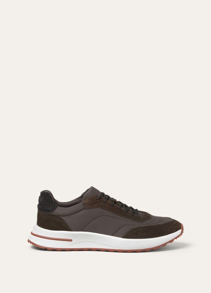 Weekend Walk Sneaker