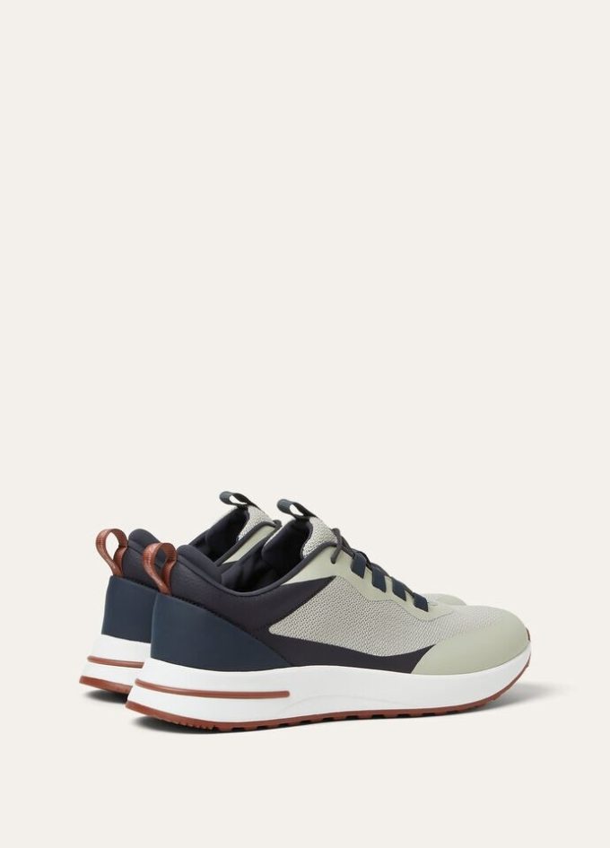 Weekend Walk Sneaker