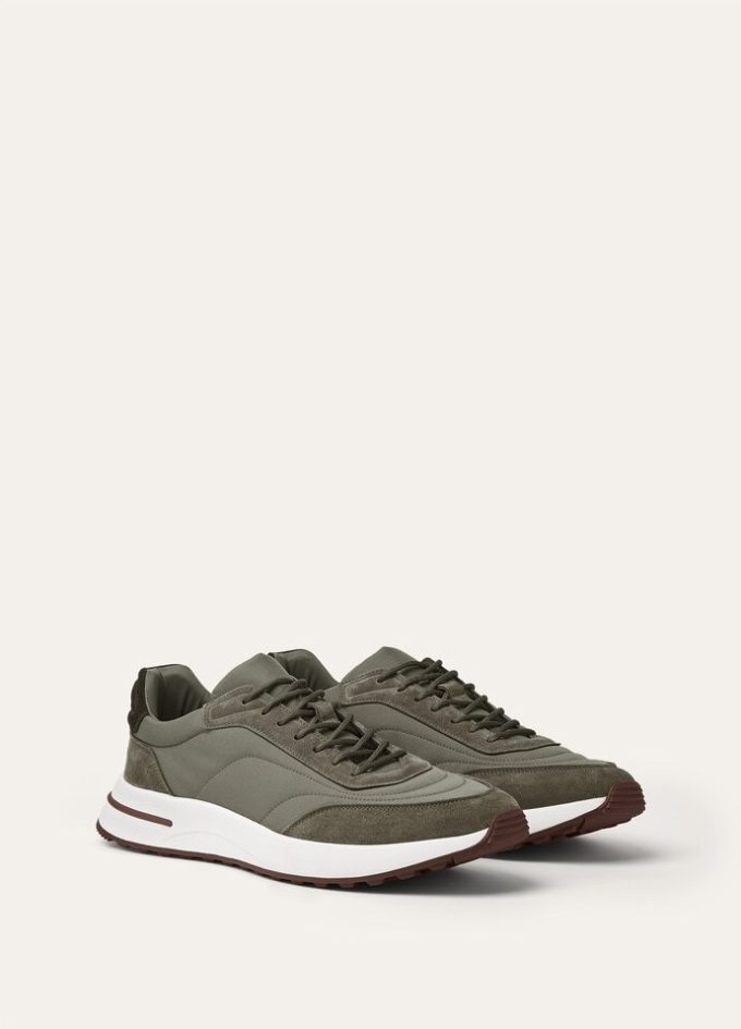Weekend Walk Sneaker