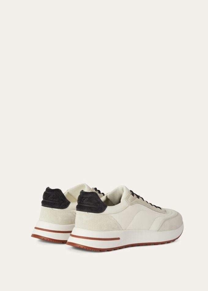 Weekend Walk Sneaker
