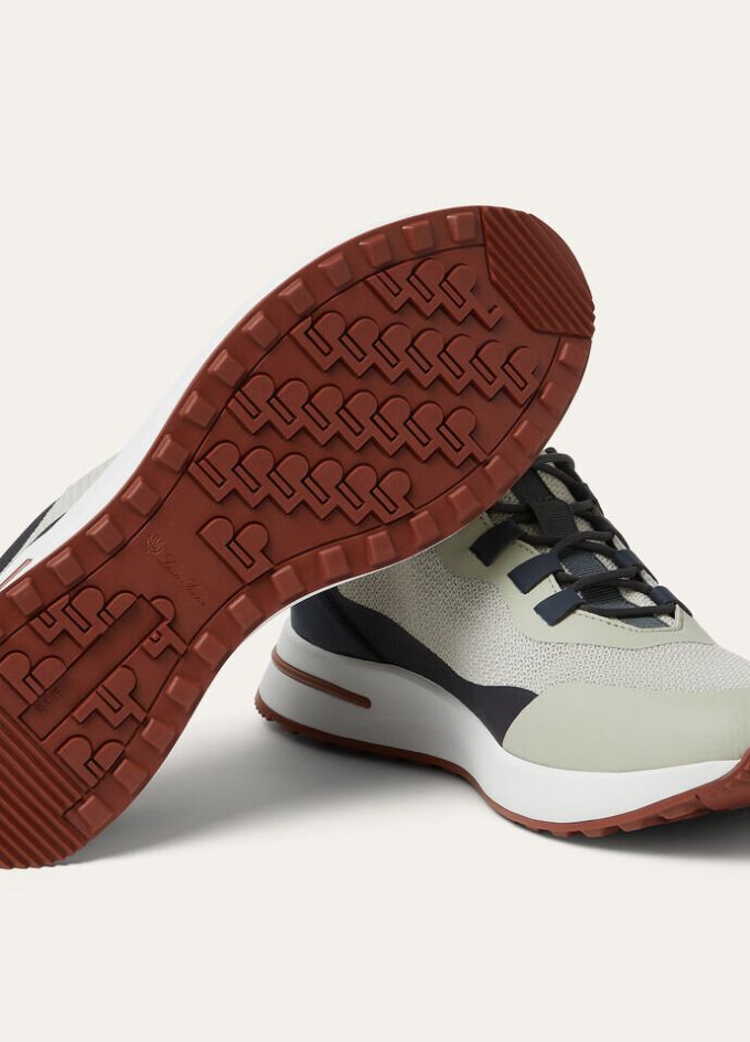 Weekend Walk Sneaker