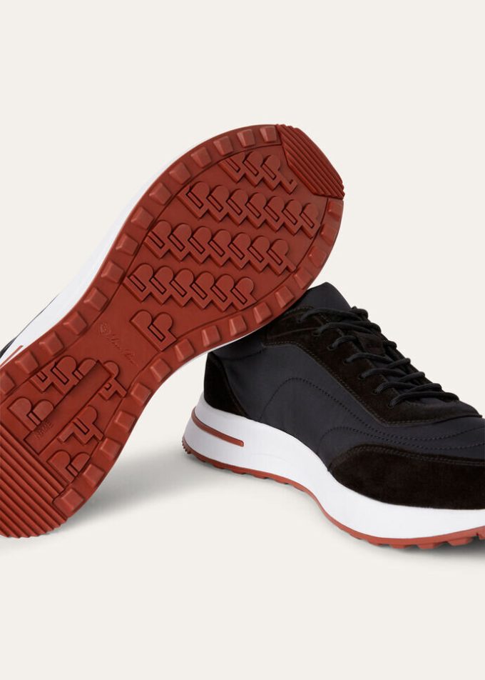 Weekend Walk Sneaker