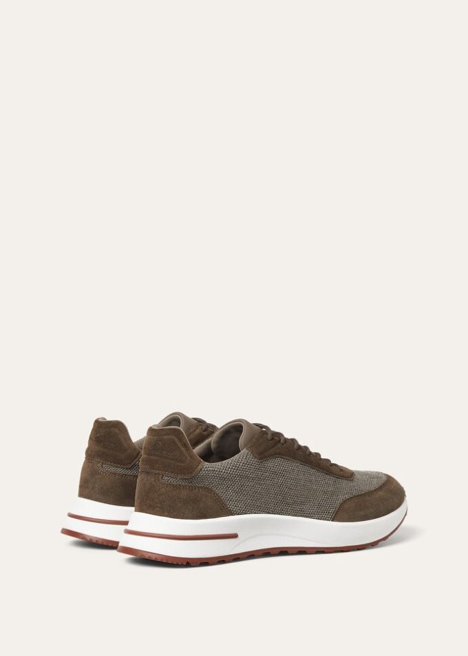 Weekend Walk Sneaker